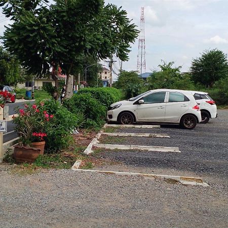 Apartament โสดาอพาร์ทเม้นท์​ Ban Lam Phak Kut Zewnętrze zdjęcie